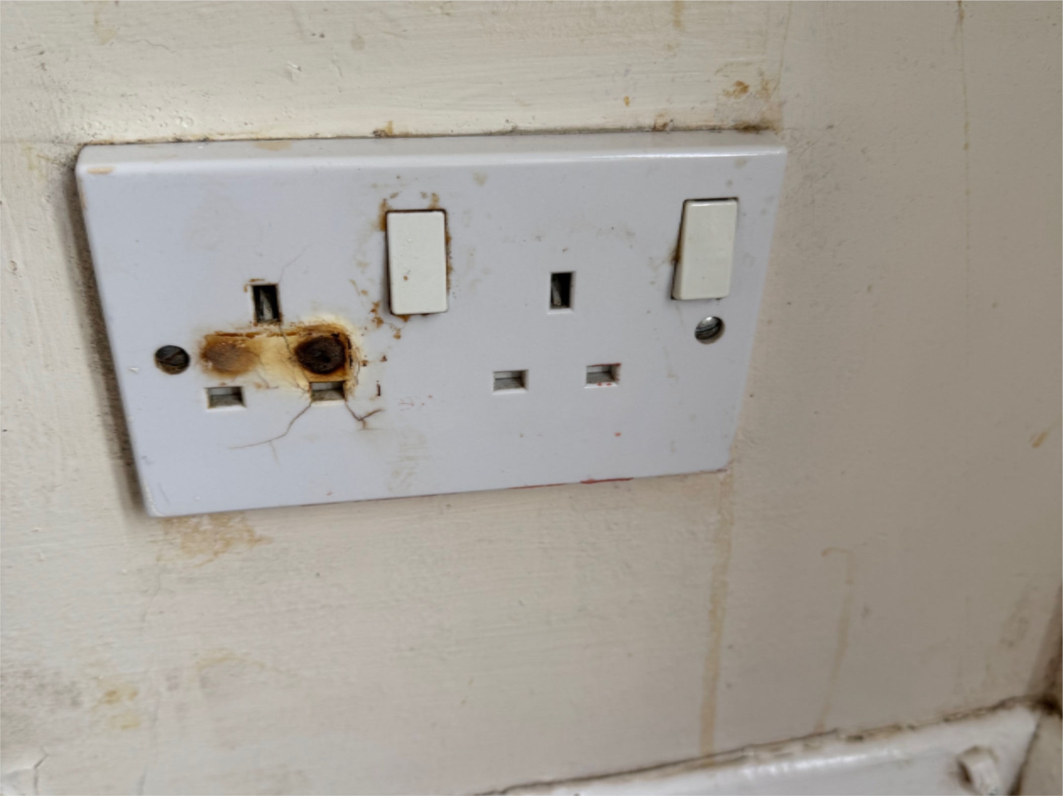 Passed an EICR... Hmm