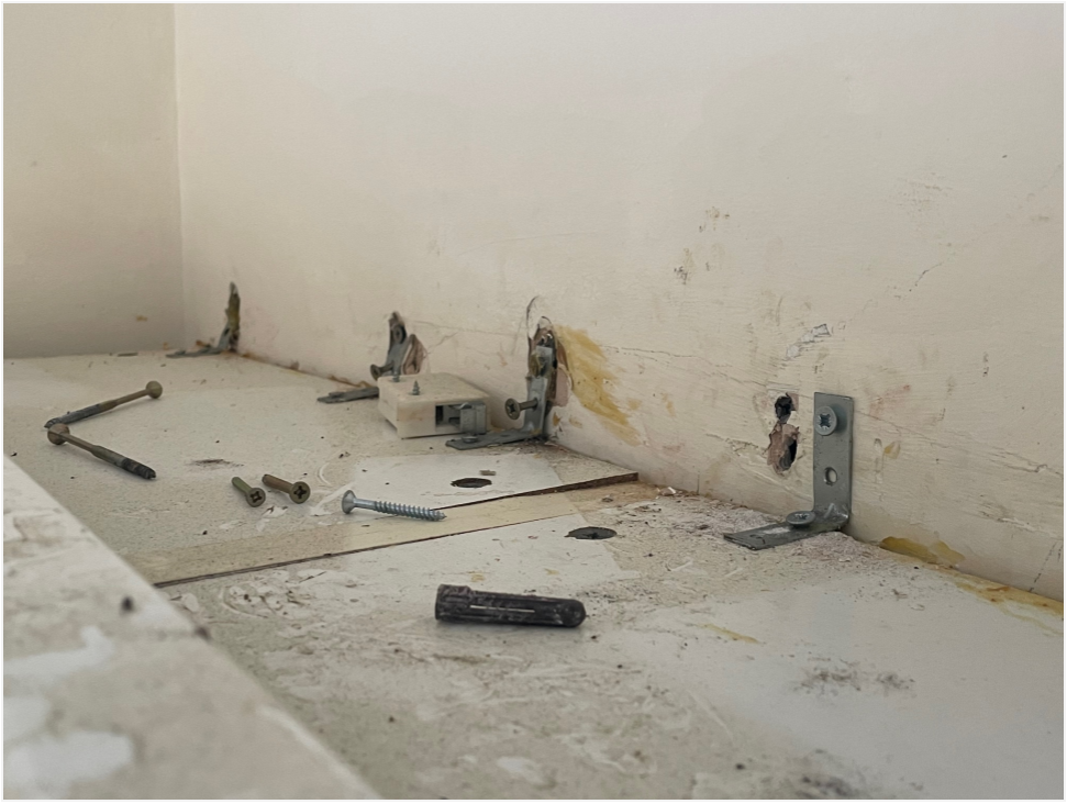 Don't put tins in those